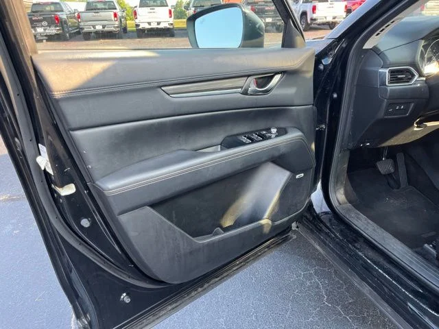 Used 2018 Black Mazda Grand Touring image 4
