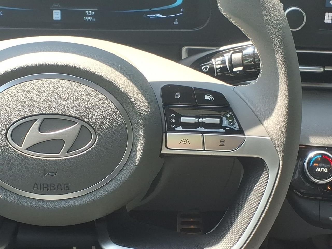 New 2026 Amazon Gray Hyundai SEL Sport Premium image 15