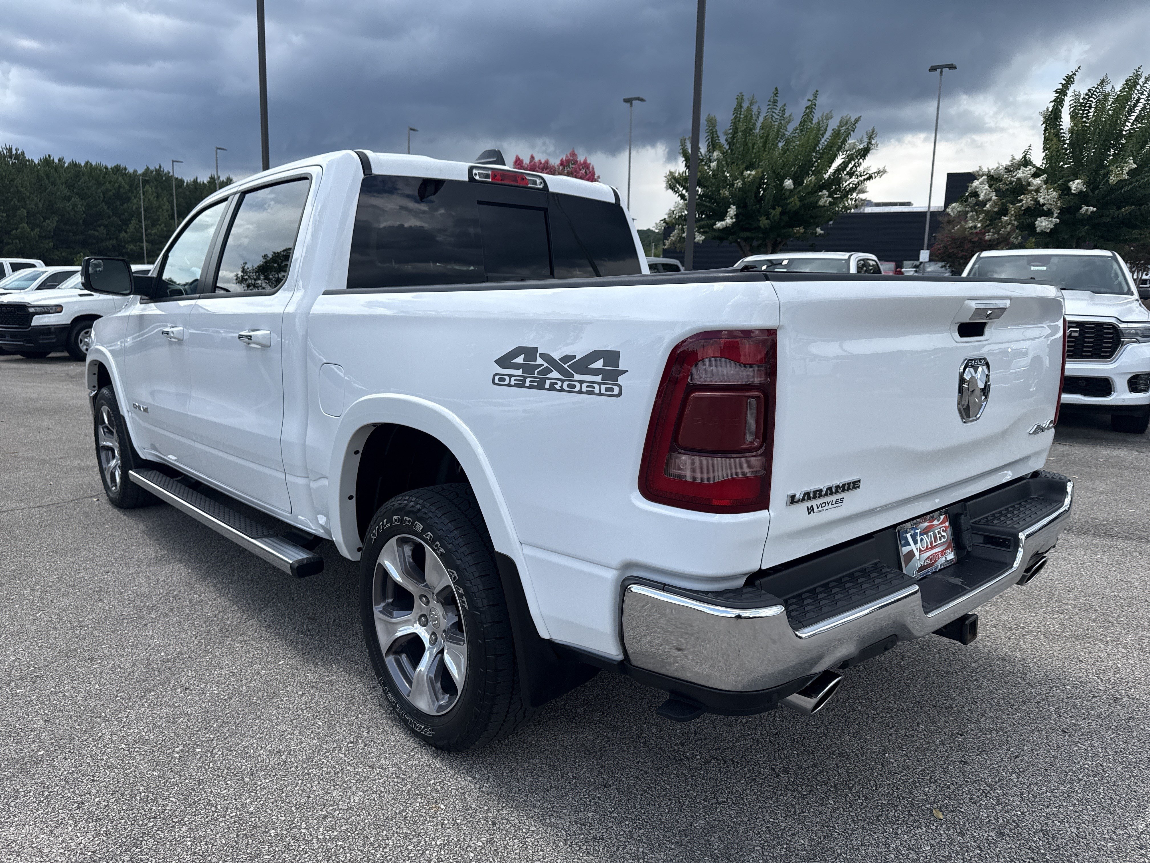 Used 2021 Bright White Clearcoat Ram Laramie image 5