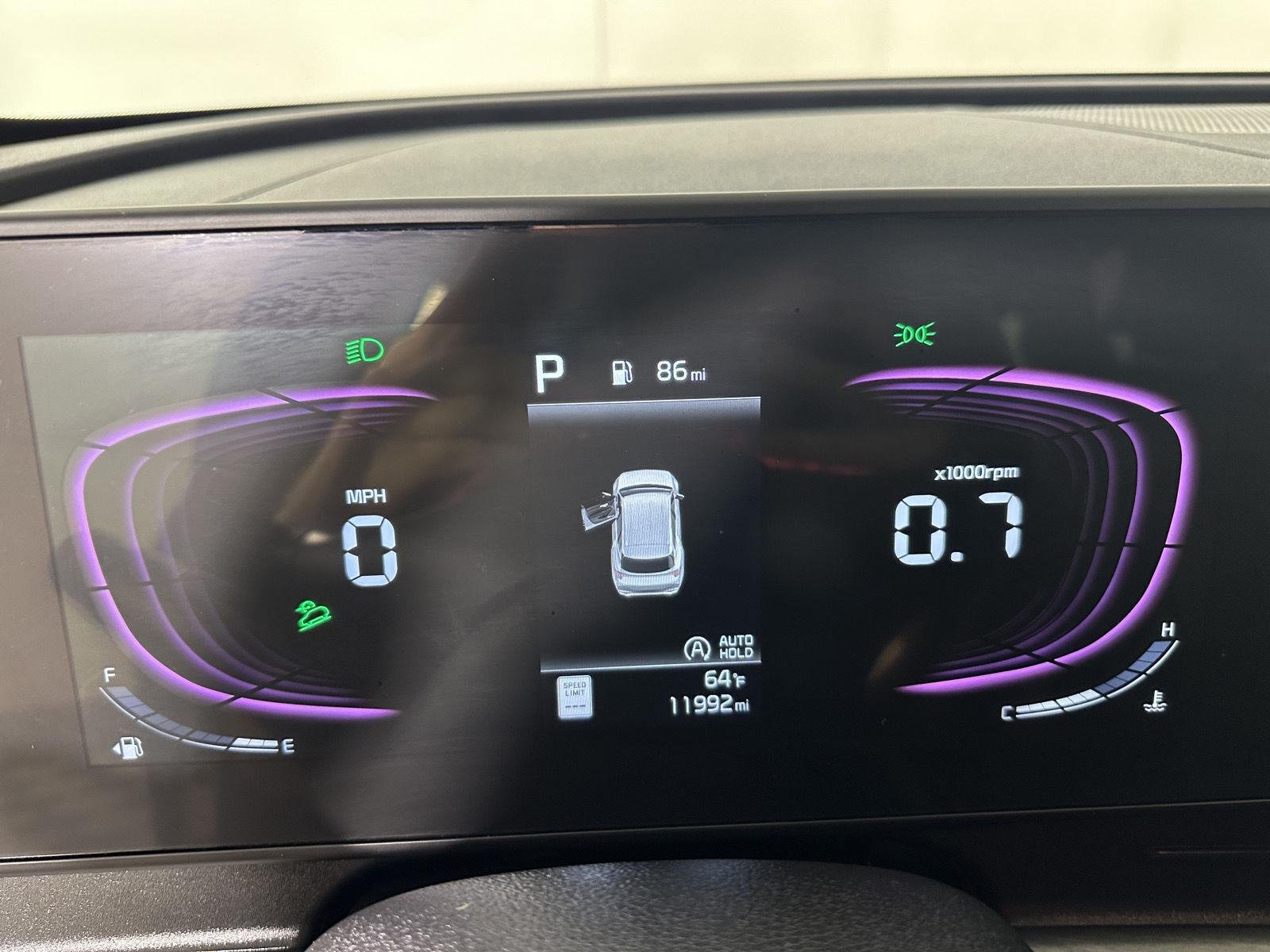Used 2025 Wolf Gray Kia X-Line image 19