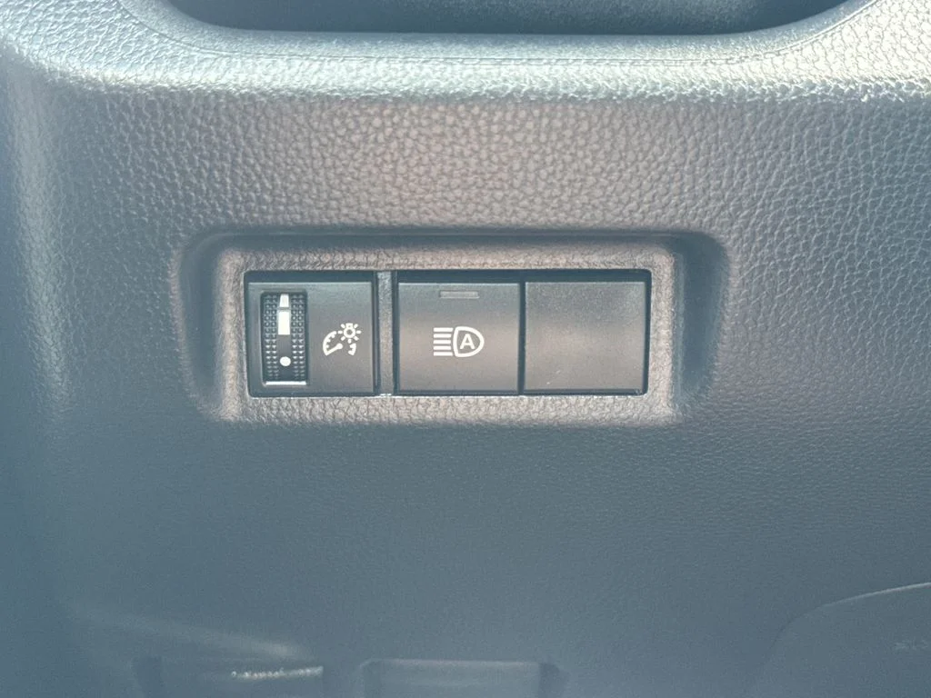 Used 2025 Silver Toyota XLE image 32