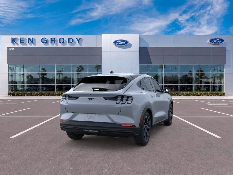 New 2026 Glacier Gray Metallic Tri-coat Ford Select image 19