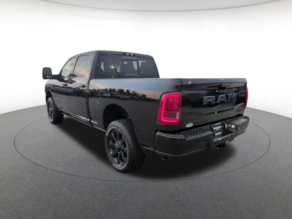 New 2026 Diamond Black Crystal Pearl-Coat Exterior Paint RAM Laramie image 8