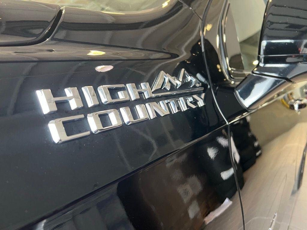 Used 2023 Black Chevrolet High Country image 5
