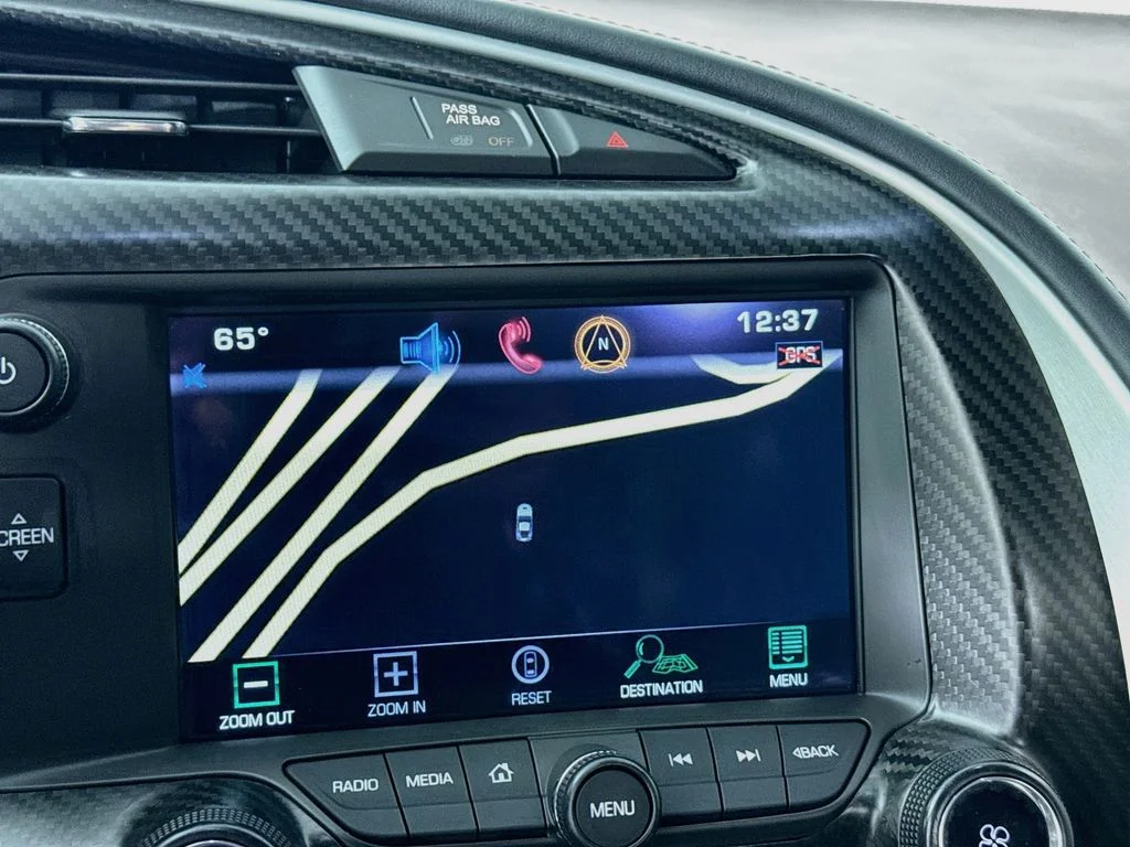 Used 2015 Black Chevrolet Stingray Z51 image 14