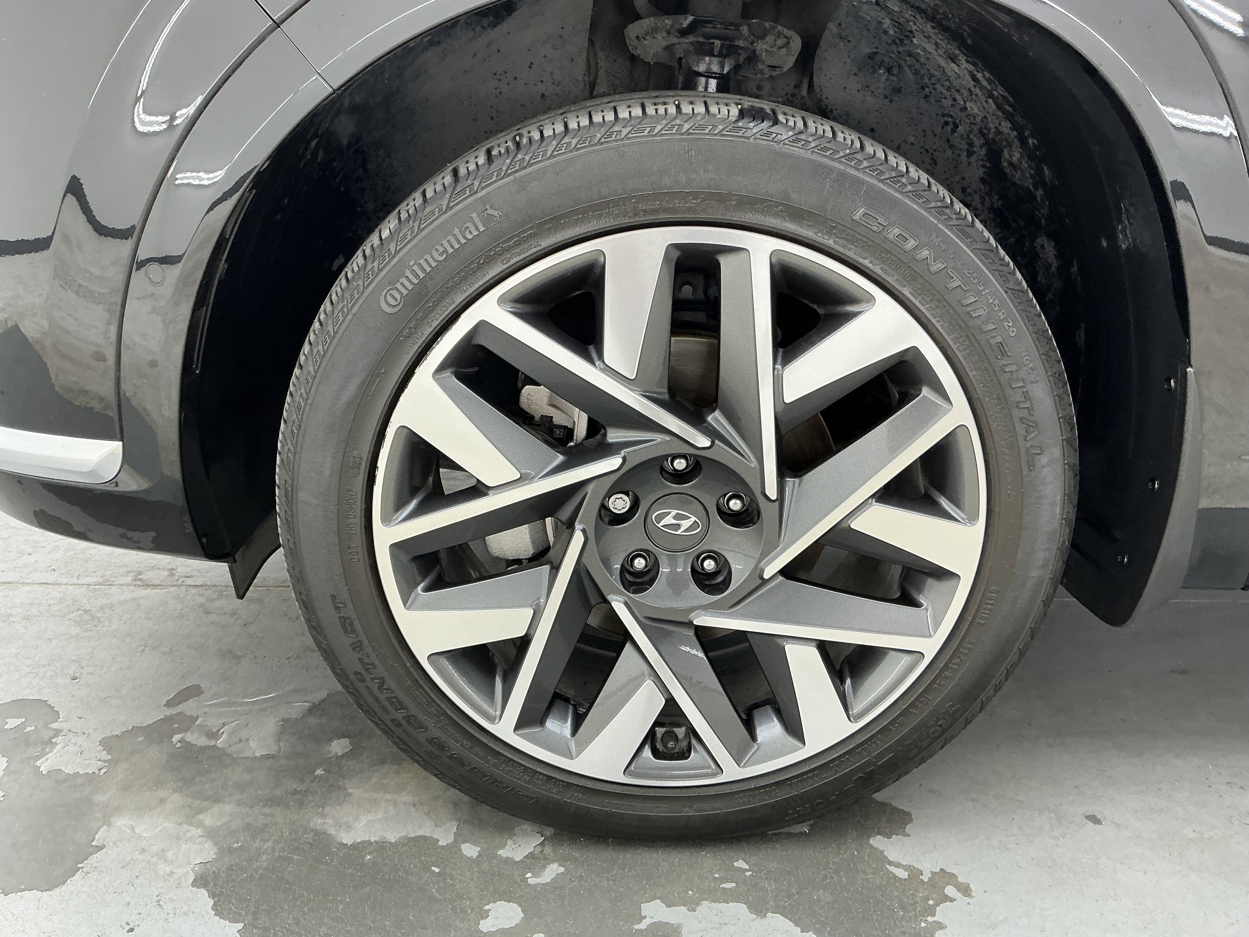 Used 2023 Twilight Black Hyundai Calligraphy image 18