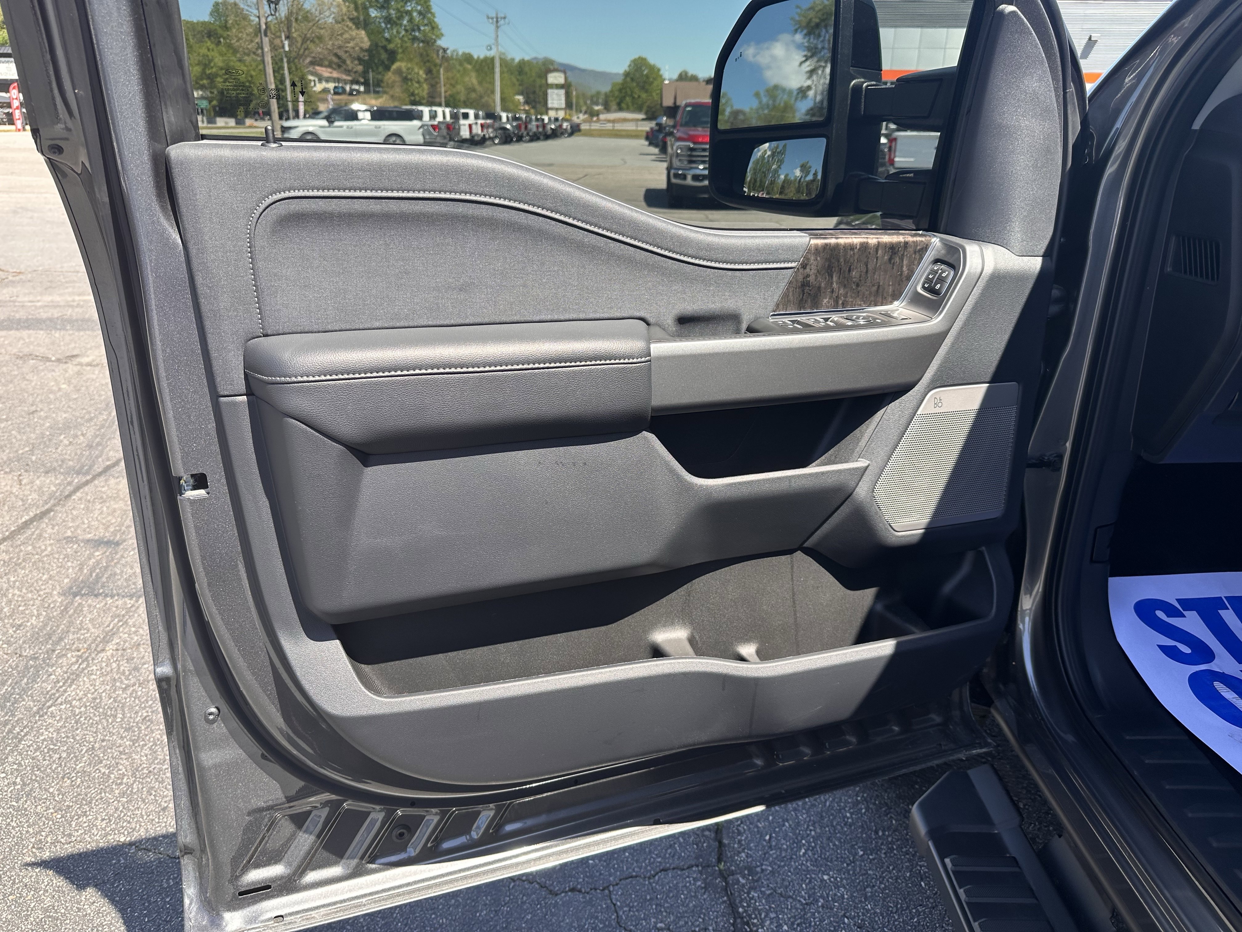 New 2026 Carbonized Gray Metallic Ford F-250® Lariat® image 10