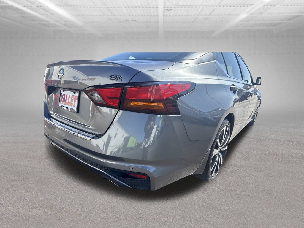 Used 2022 Gray Nissan 2.5 SR image 19