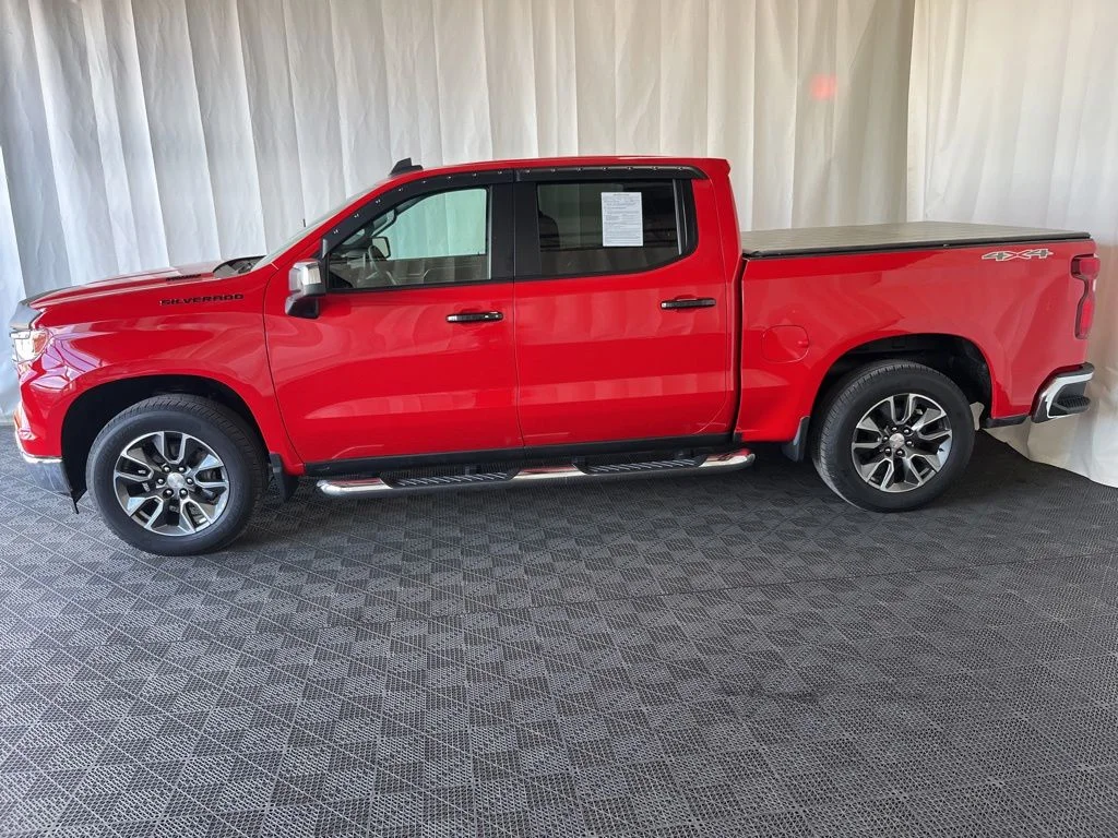 Used 2024 Red Chevrolet LT image 23