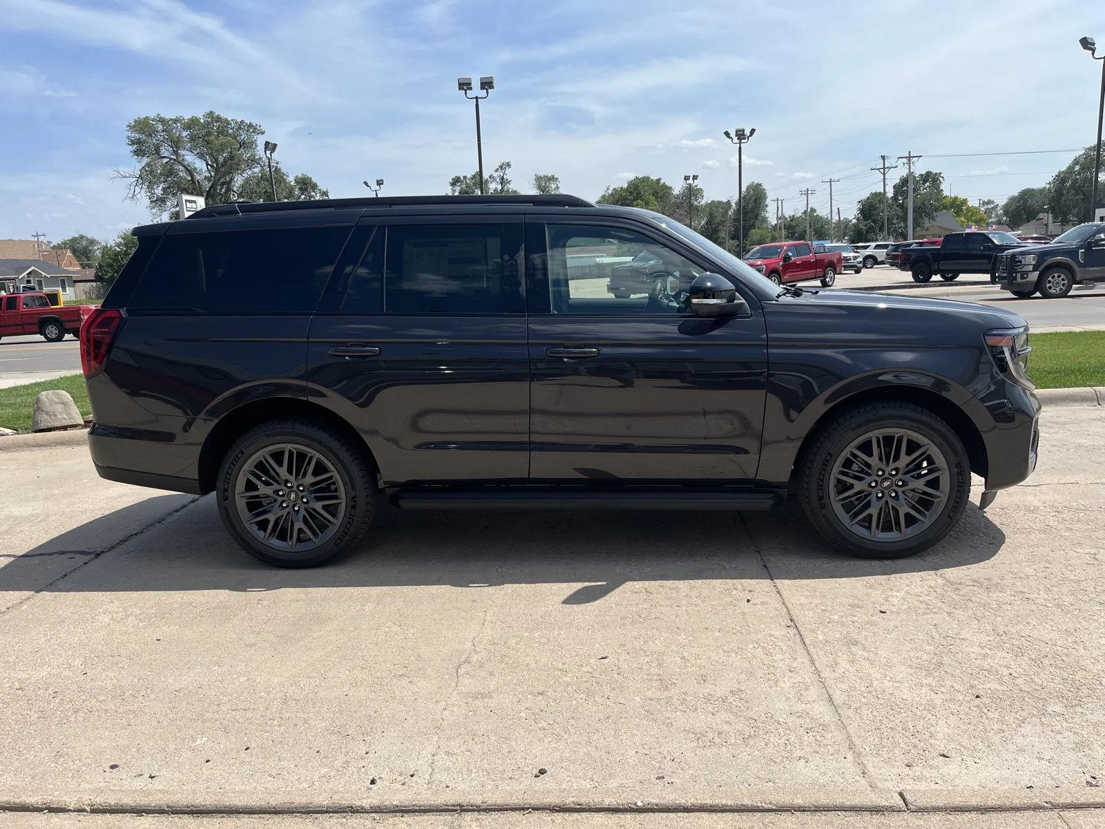 New 2026 Dark Matter Gray Metallic Ford Platinum® image 5
