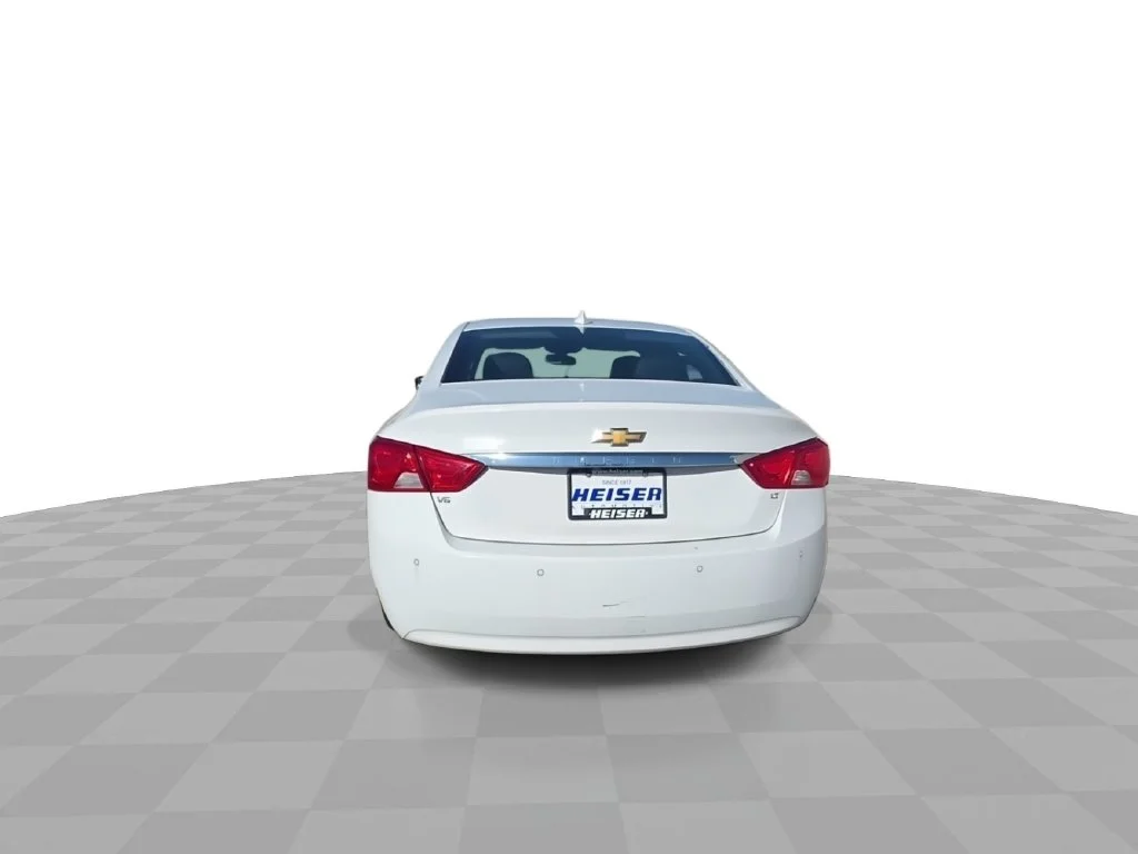 Used 2016 White Chevrolet LT image 7