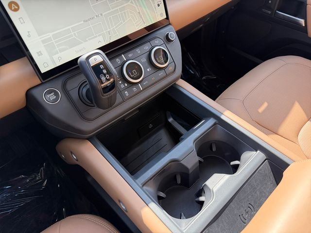 Used 2026 Gray Land Rover X-Dynamic SE image 24