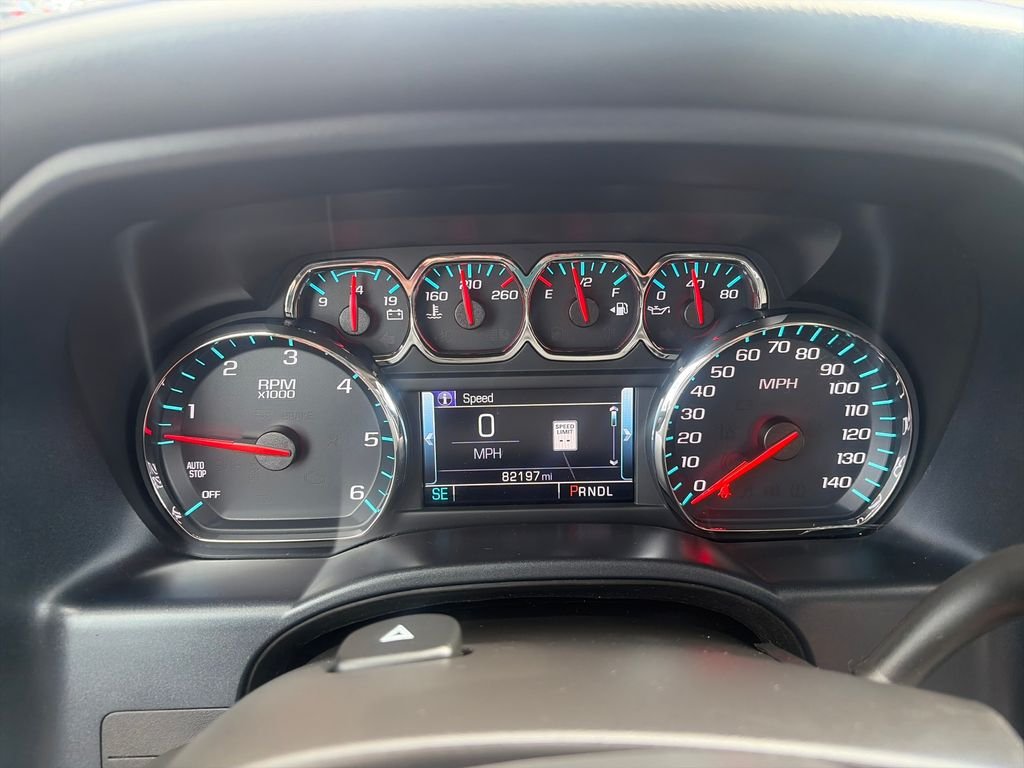 Used 2018 Gray GMC SLT image 16