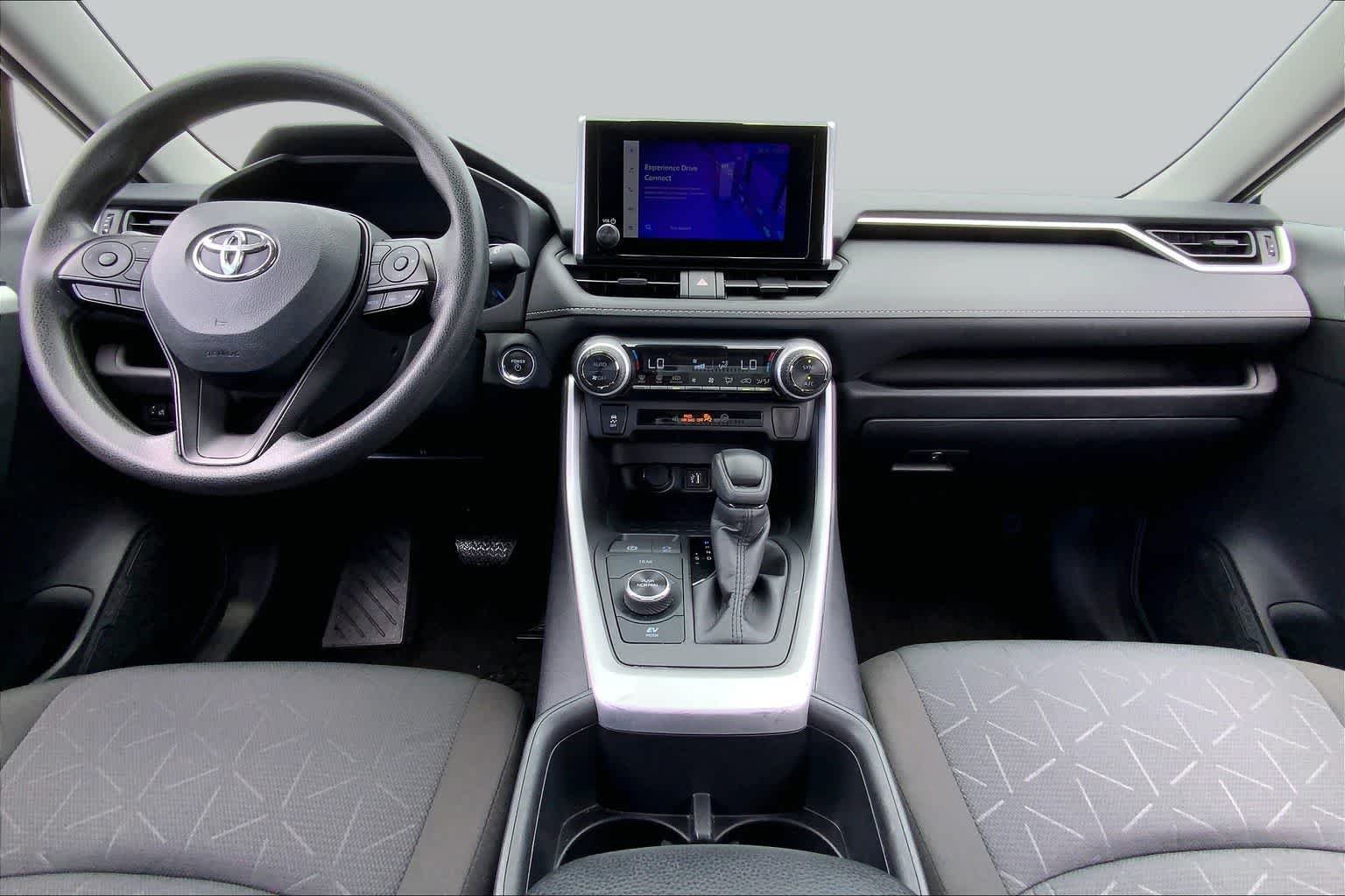 Used 2025 Ice Cap Toyota Hybrid XLE image 15