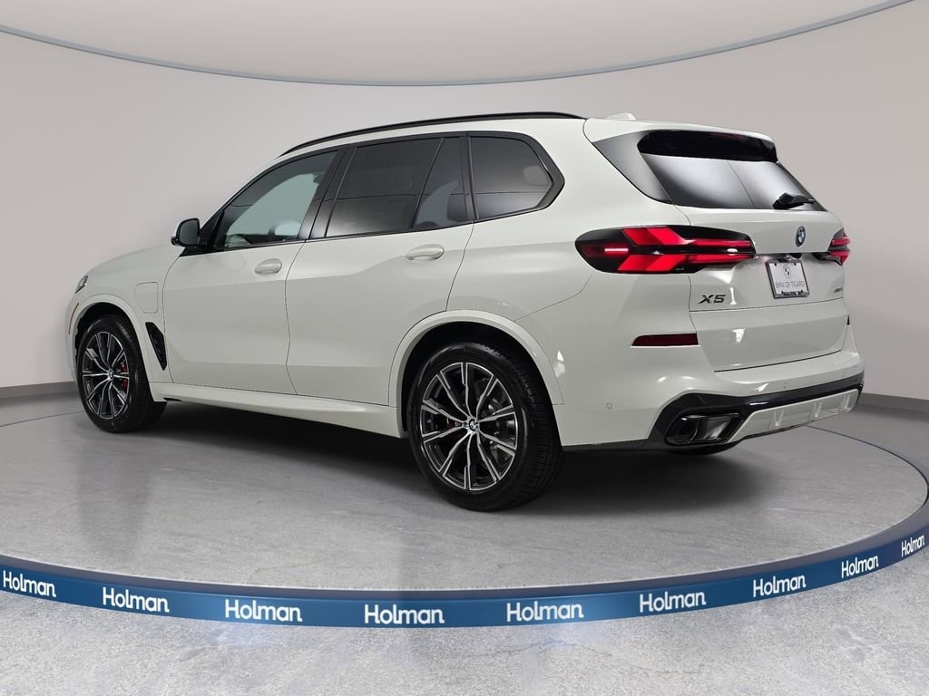 New 2026 Alpine White BMW xDrive50e image 7