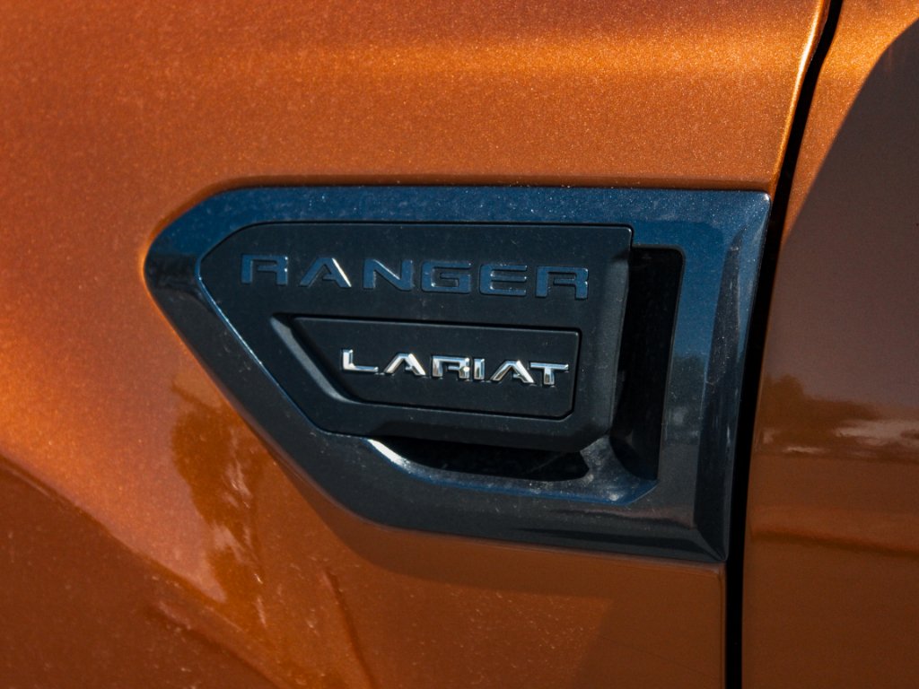 Used 2019 Orange Ford LARIAT image 29