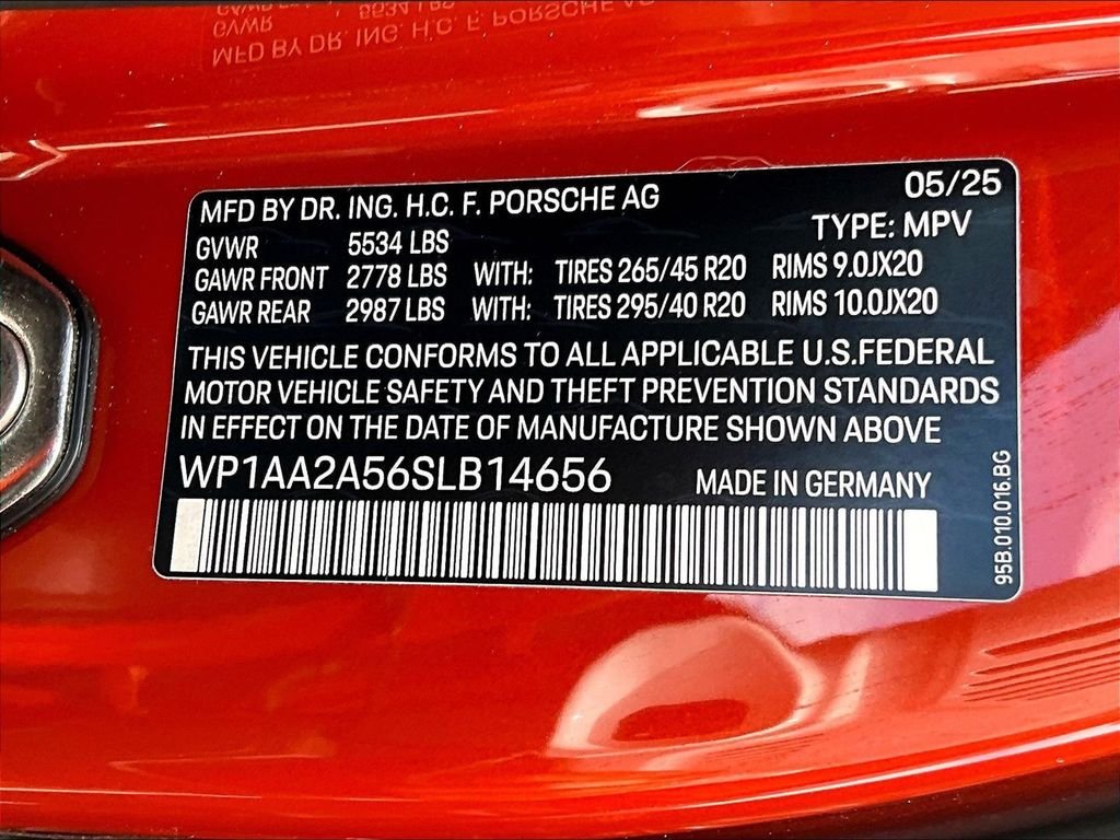 Used 2025 Orange Porsche  image 26