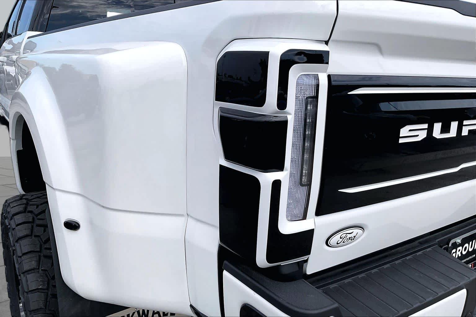 New 2026 Star White Metallic Tri-Coat Ford F-350® Platinum® image 11