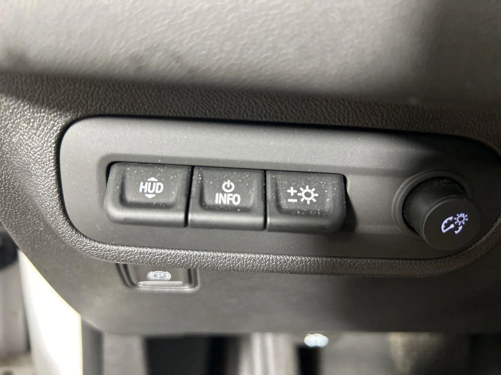 Used 2023 Summit White GMC Denali image 28