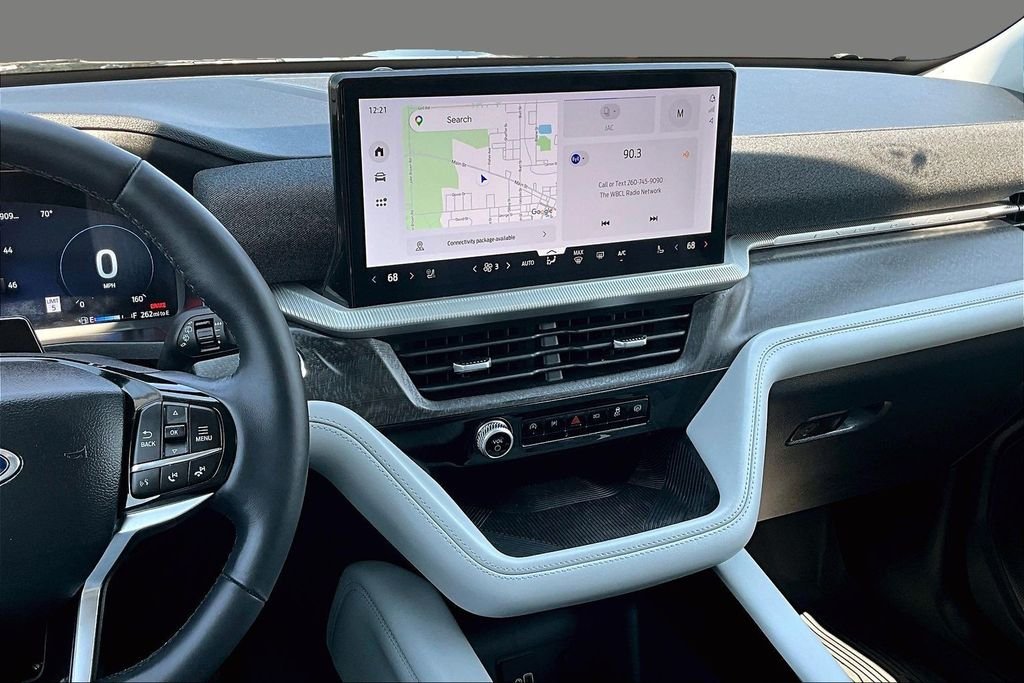2026 Ford Explorer Platinum - Photo 4