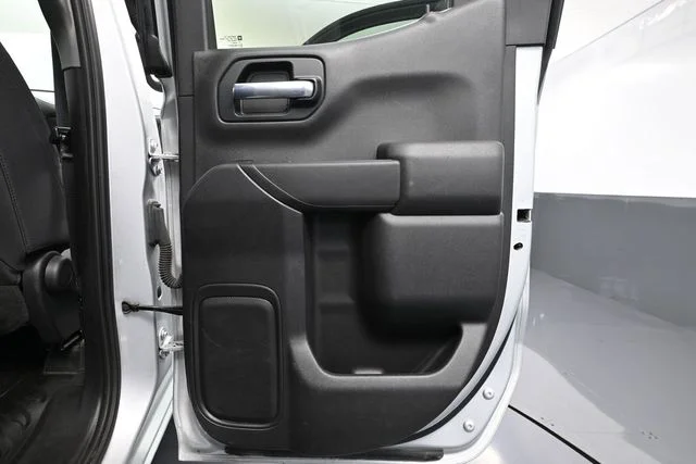Used 2020 Silver Chevrolet WT image 37