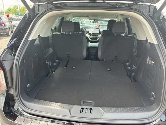 New 2026 Agate Black Metallic Ford Active image 27