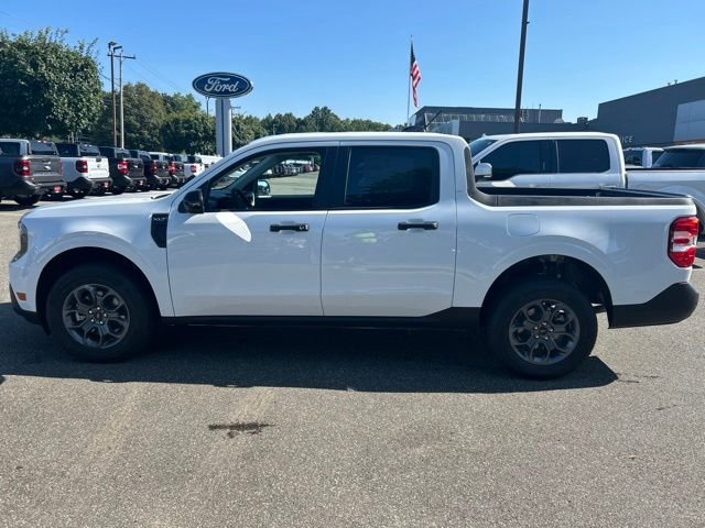 New 2026 White Ford XLT image 4