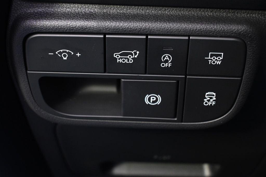 New 2026 Titainium Hyundai SEL AWD image 25
