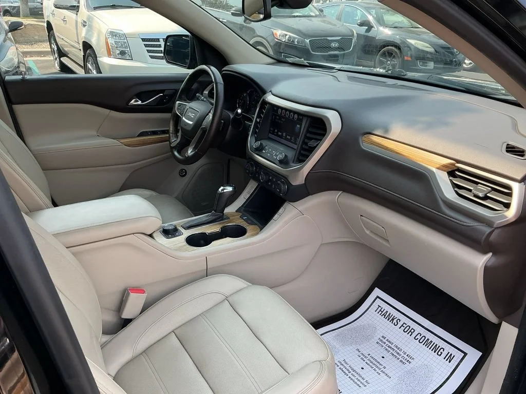 Used 2017 EBONY TWILIGHT METALLIC GMC Denali image 26