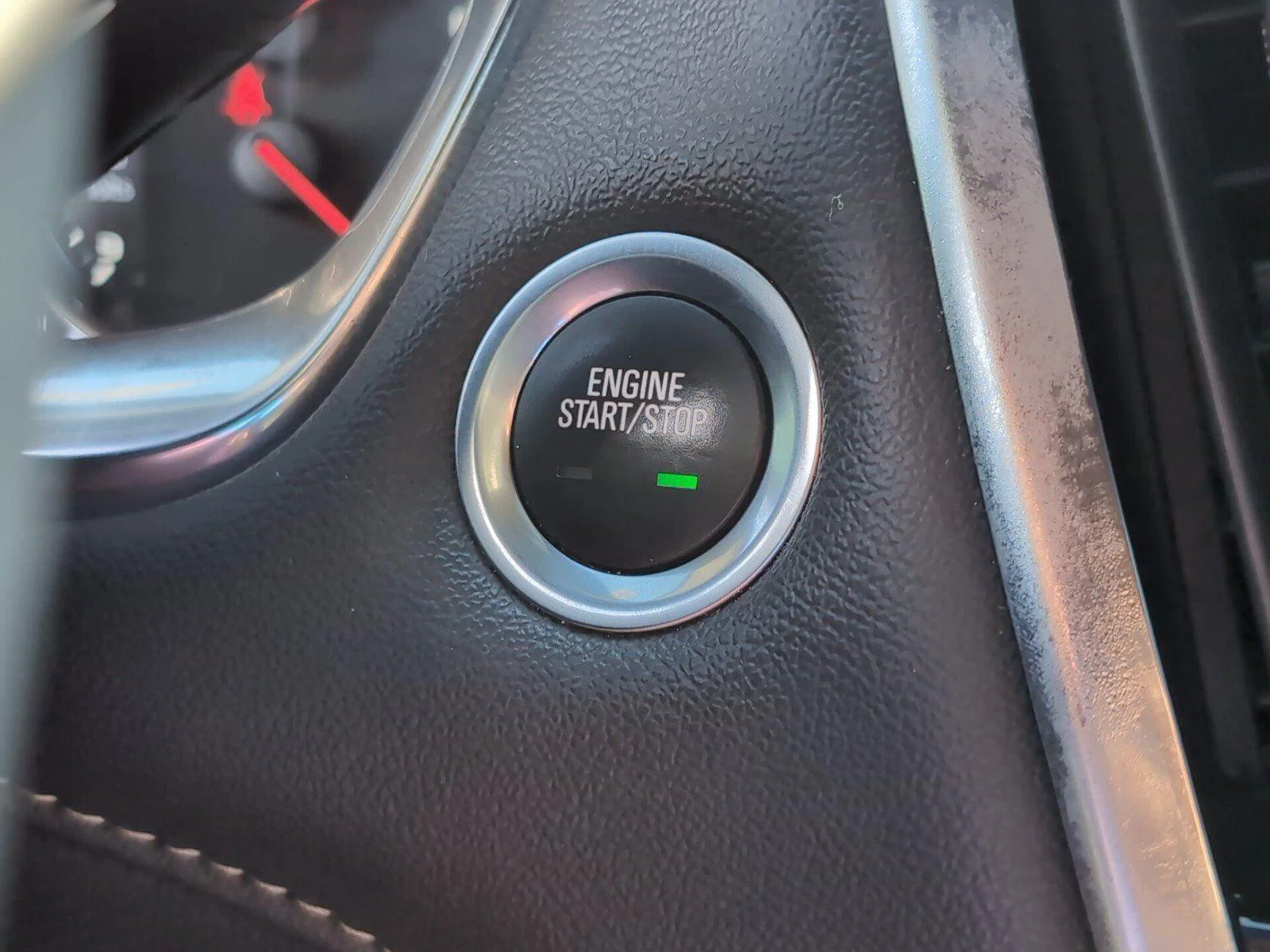Used 2023 Sterling Gray Metallic Chevrolet Premier image 23