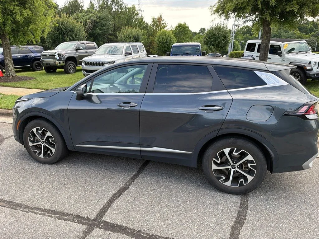 Used 2024 Gray Kia EX image 3