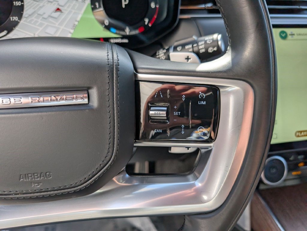 Used 2023 Fuji White Land Rover Autobiography image 16