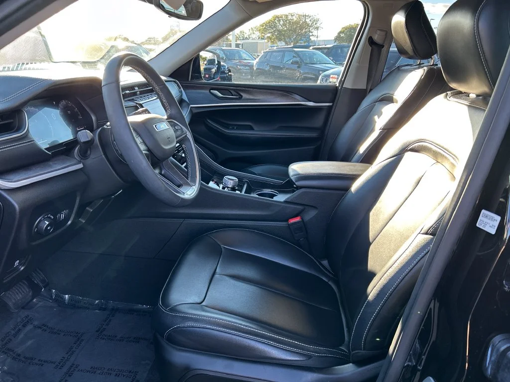 Used 2024 Black Jeep Limited image 10
