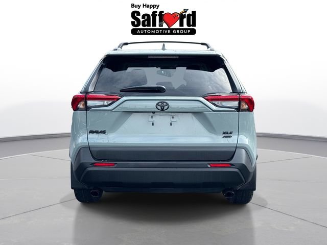 Used 2023  Toyota XLE image 7