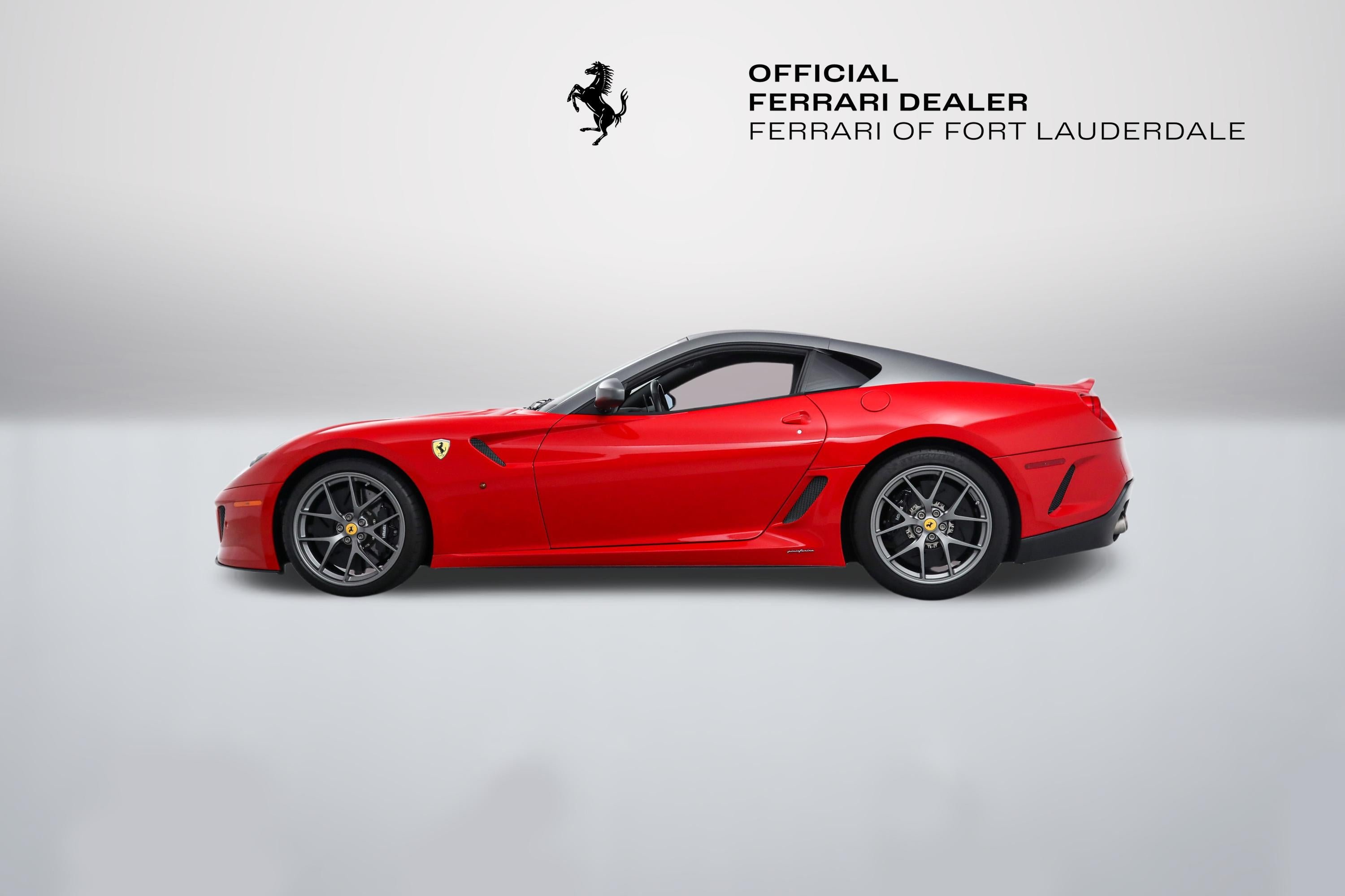Used 2011 Rosso Corsa Ferrari  image 4