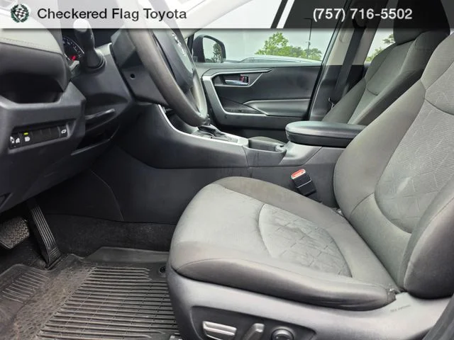 Used 2022 Magnetic Gray Metallic Toyota XLE image 9