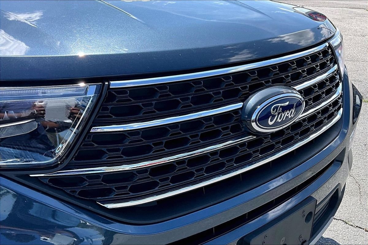 Used 2024 Blue Ford XLT image 27