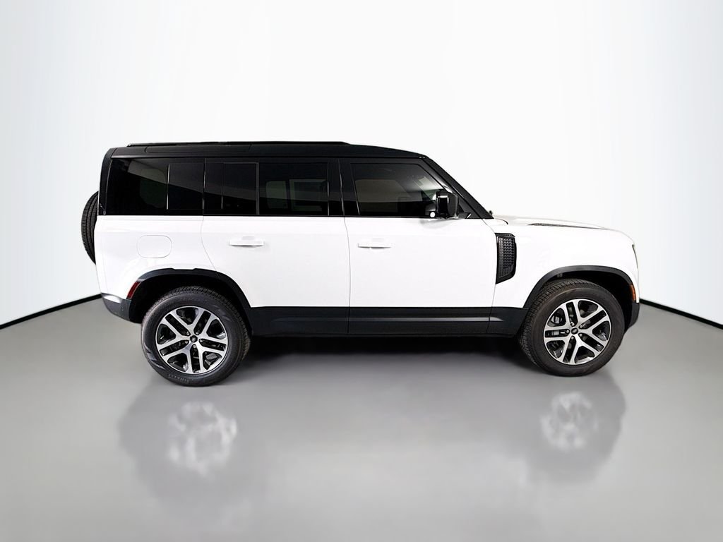 Certified Used 2025 Gray Land Rover S image 4