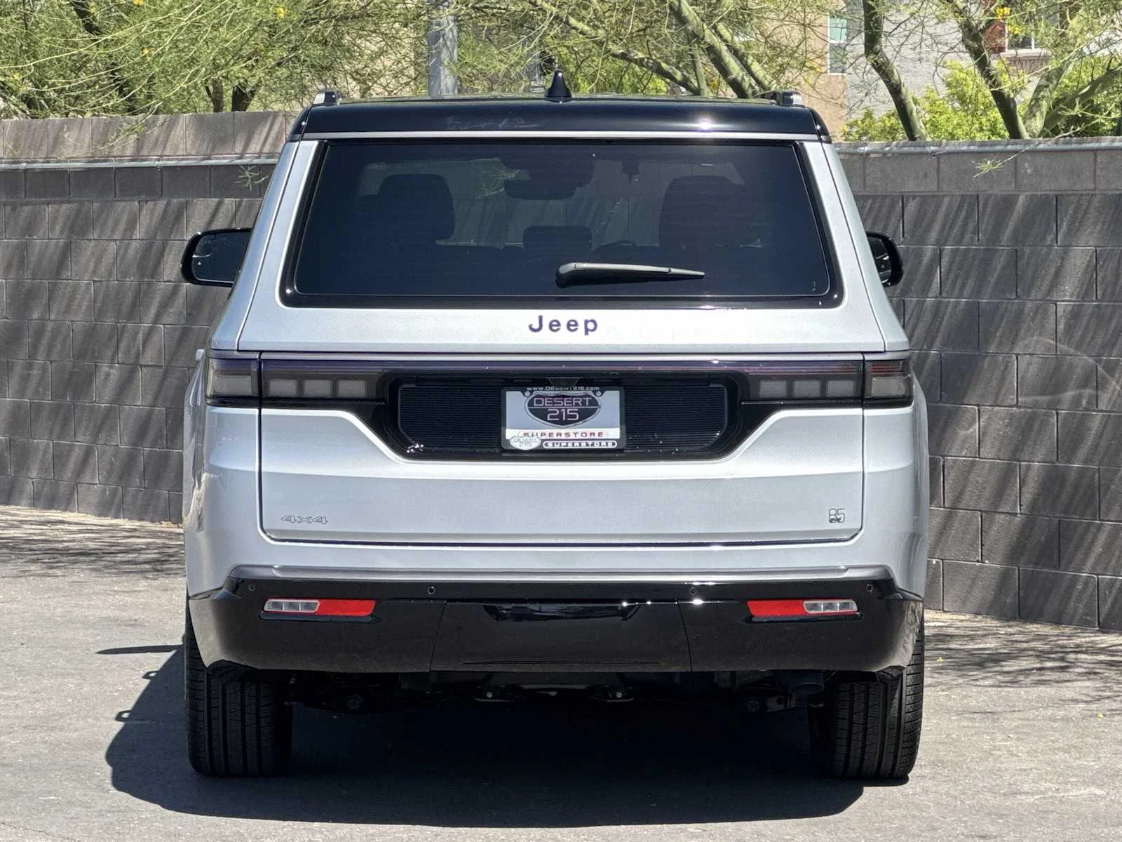 New 2026 Silver-Zynith Exterior Paint Jeep 85th Anniversary image 7