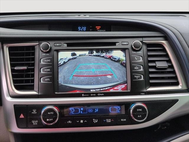 Certified Used 2019 ALUMINA JADE METAL Toyota  image 4