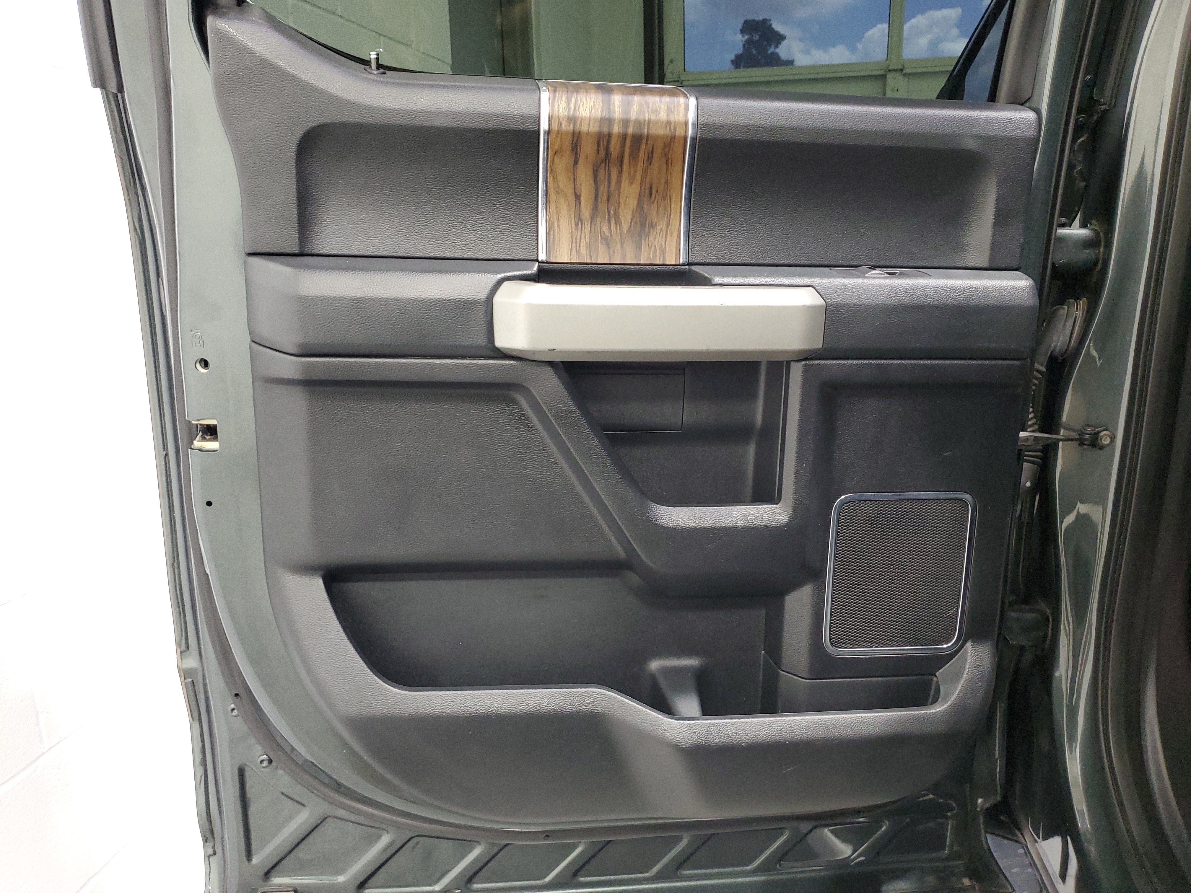 Used 2018 Gray Ford LARIAT image 15