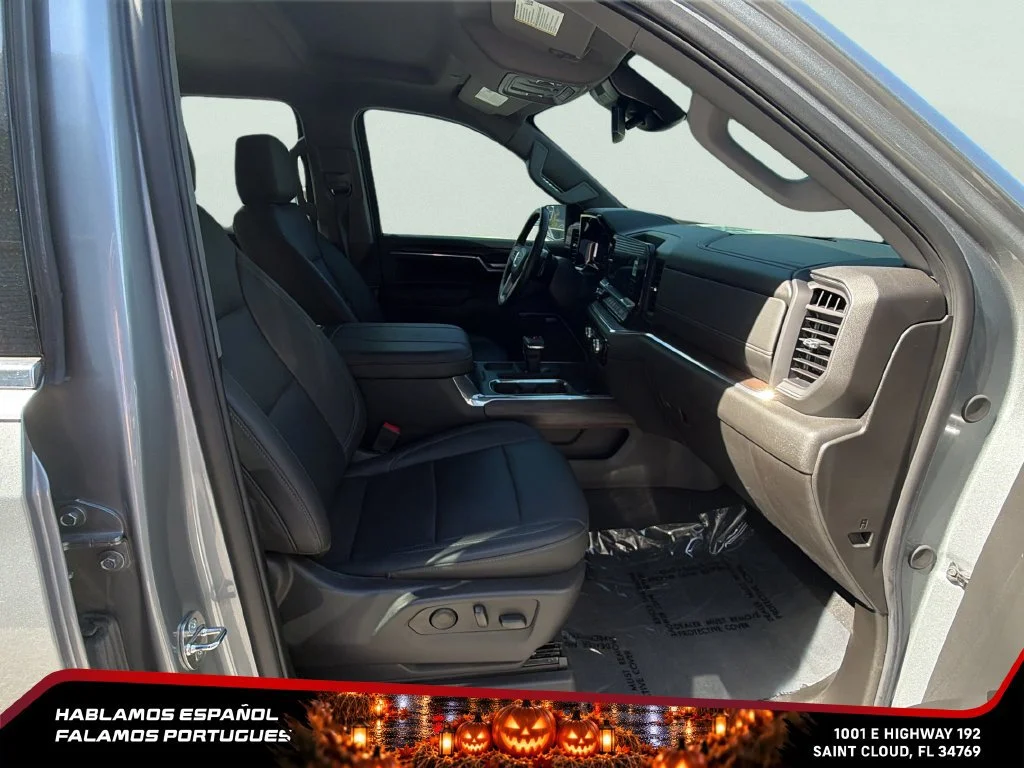 Used 2024 Sterling Metallic GMC SLT image 29
