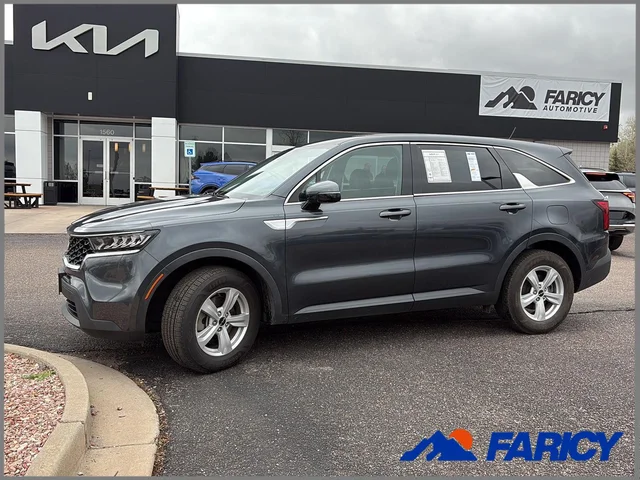 2022 Kia Sorento LX