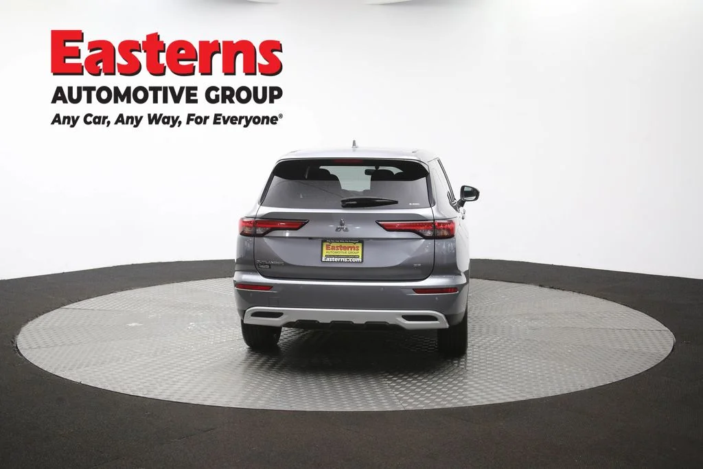 Used 2024 Gray Mitsubishi SE image 38