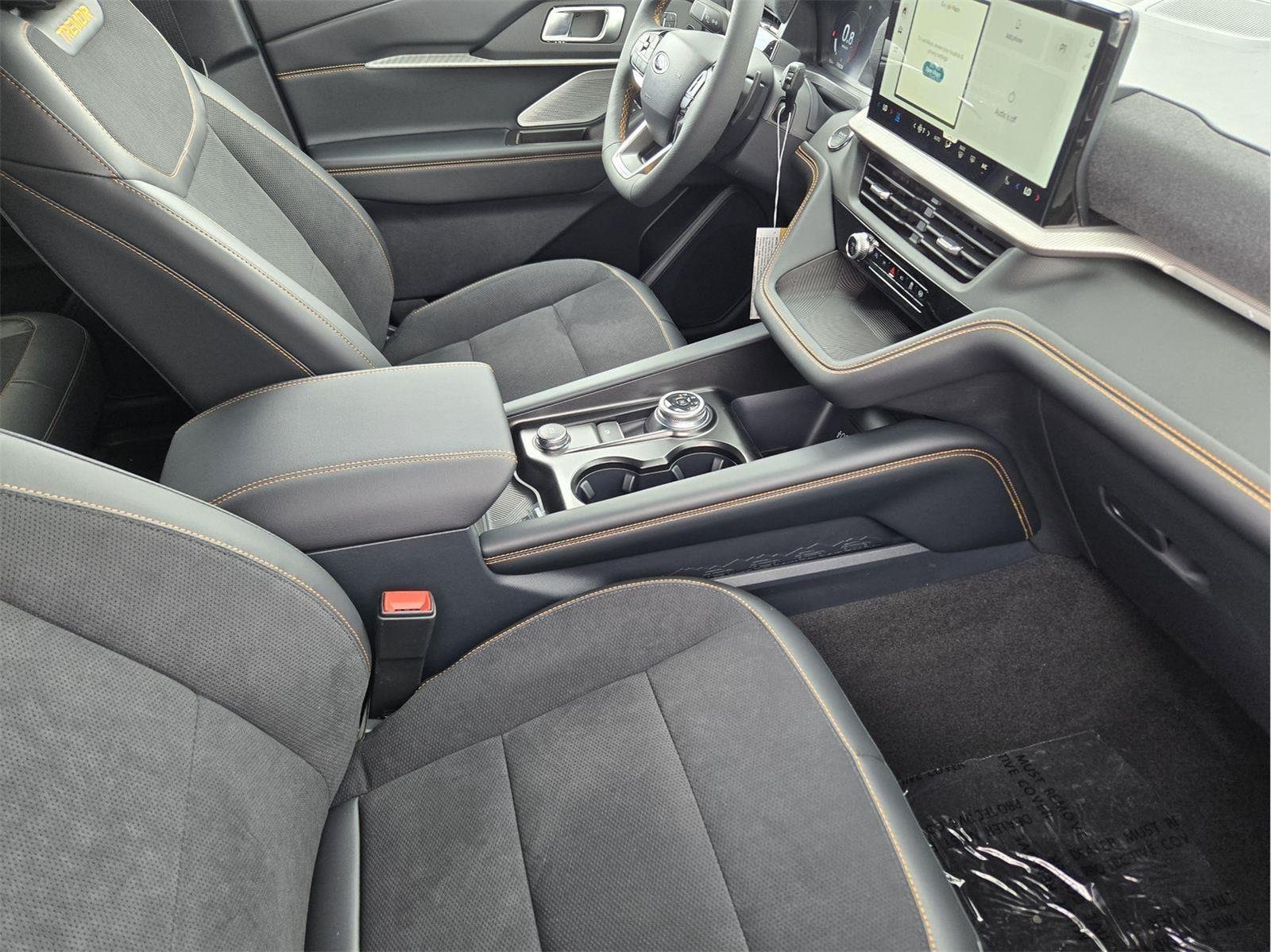 New 2026 Agate Black Metallic Ford Tremor® image 9