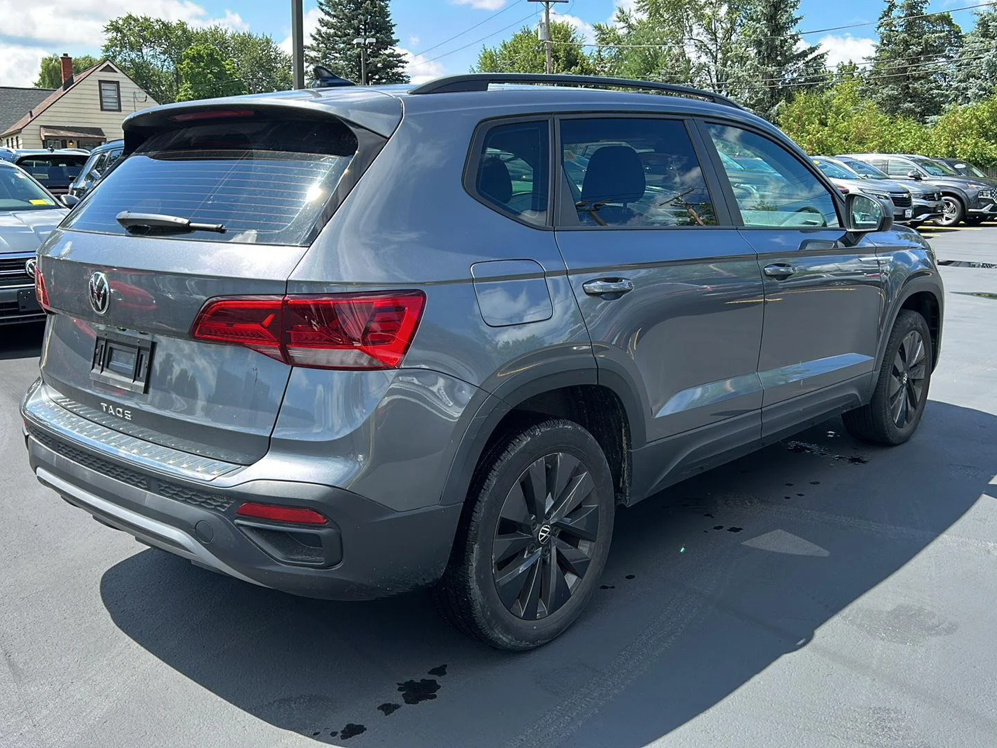 Used 2023 Pyrite Silver Metallic Volkswagen S image 6