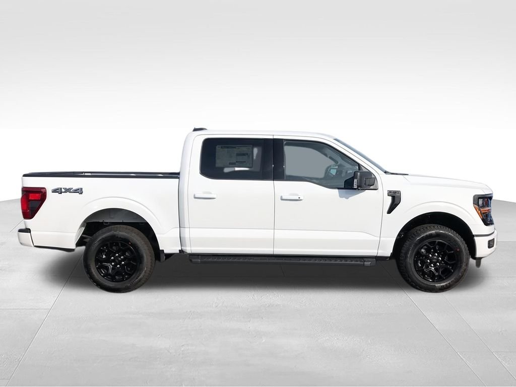 New 2026 White Ford XLT image 9