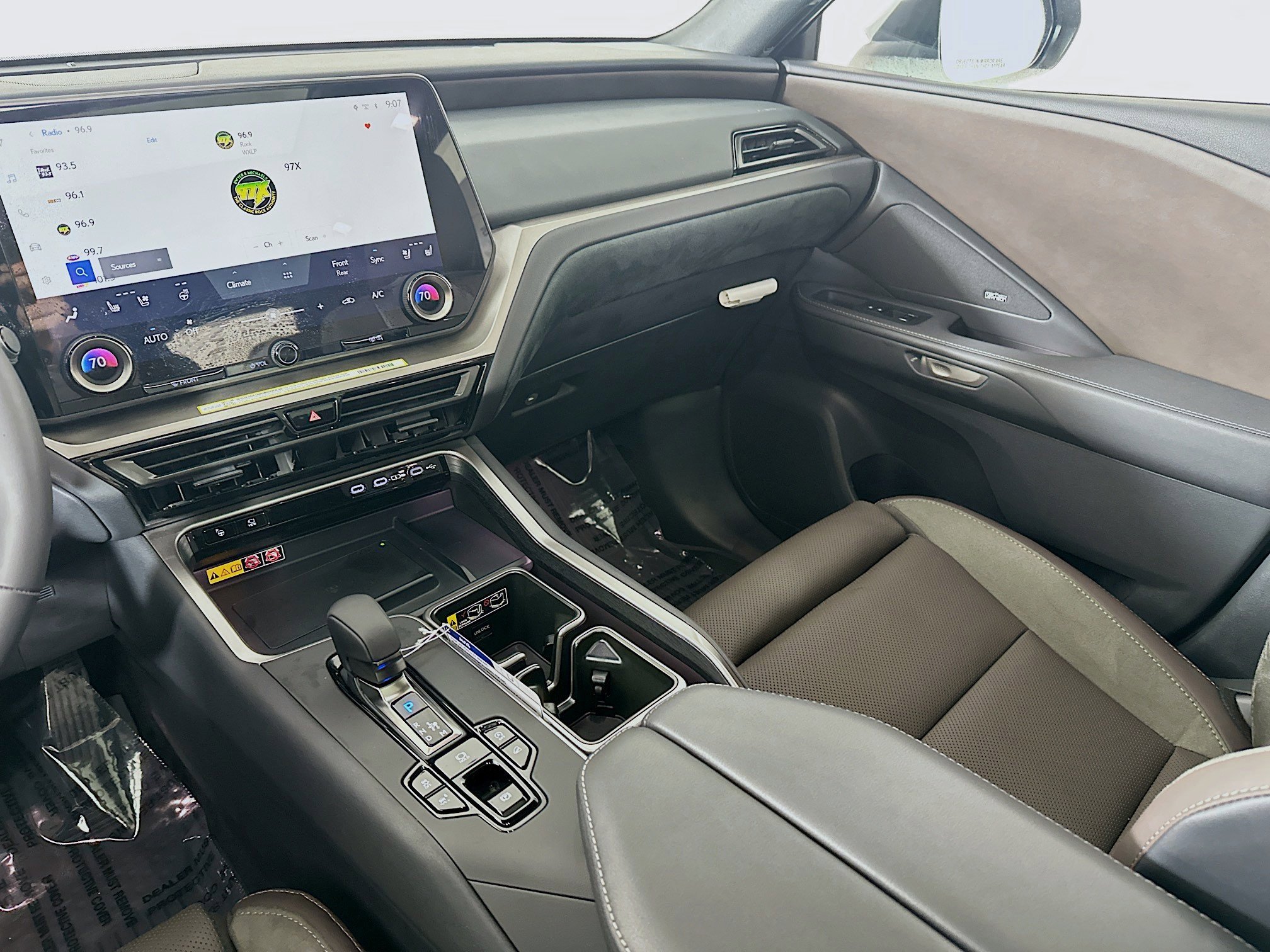 2026 Lexus TX 350 Luxury - Photo 23