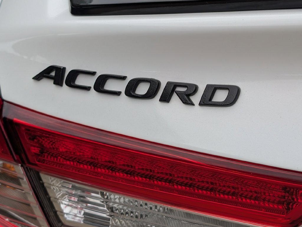 Used 2022 White Honda Sport image 34