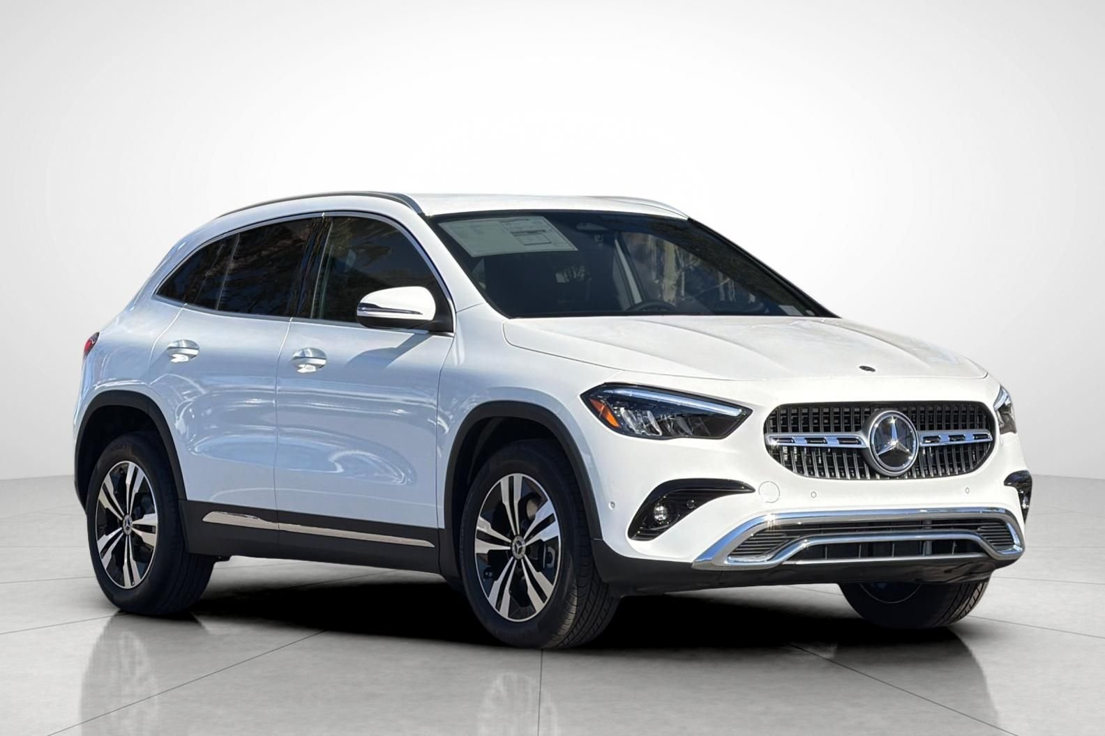 New 2026 Polar White Mercedes-Benz GLA 250 image 29